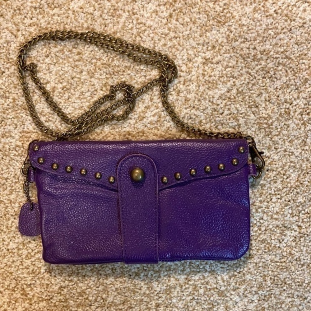 Nala Russo purple leather clutch/shoulder bag with brass hardware
